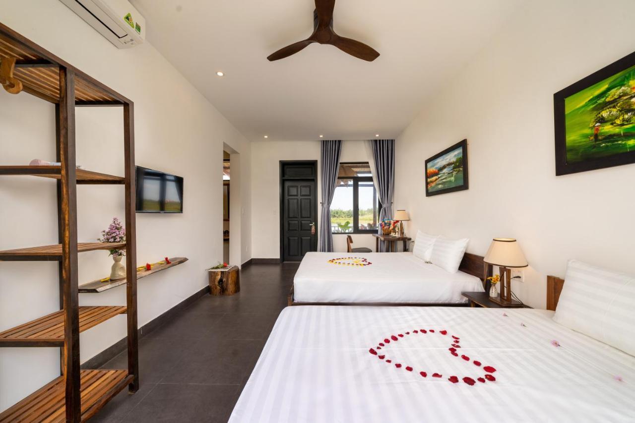 The Boathouse Riverside Homestay Хойан Экстерьер фото