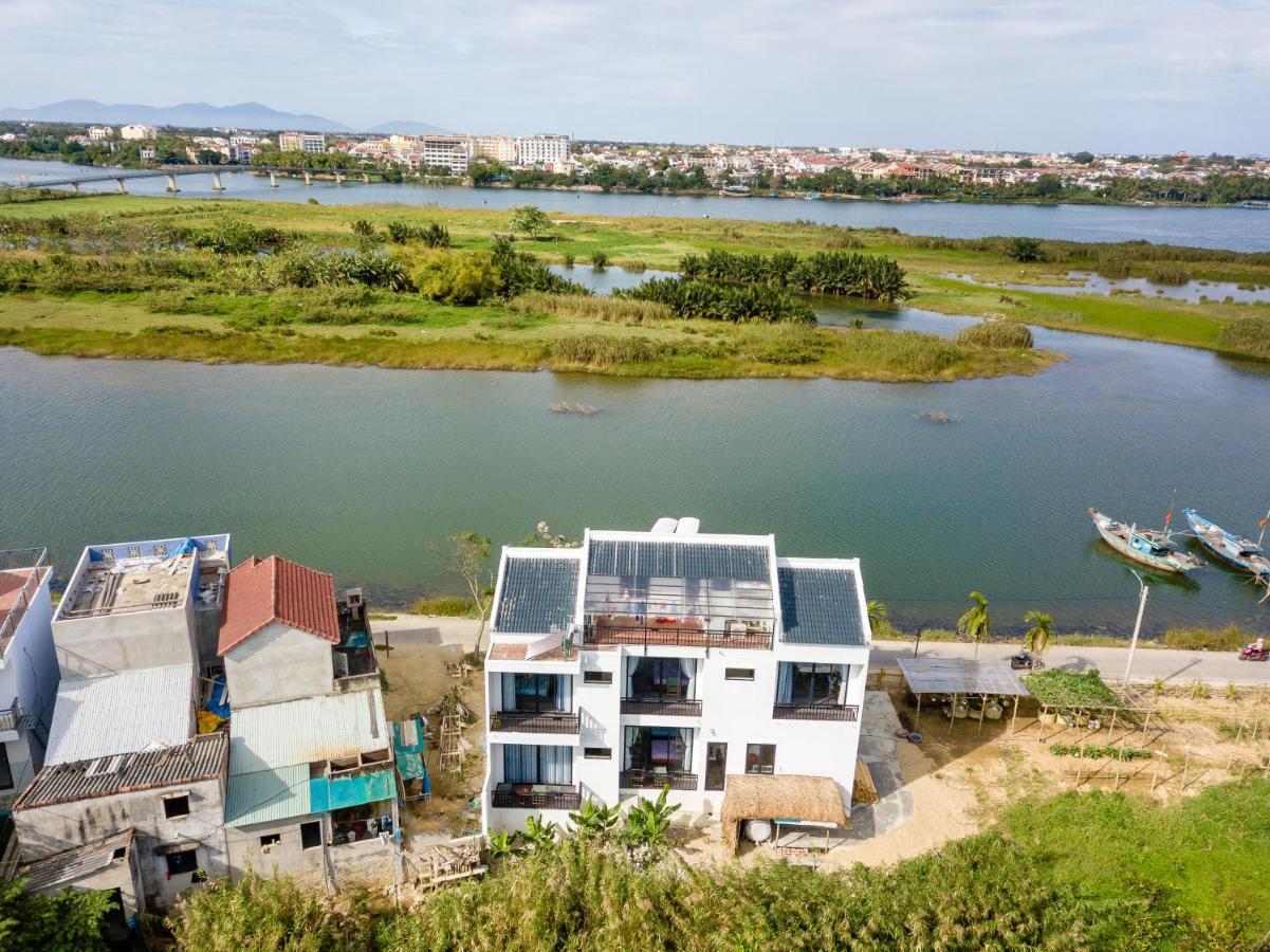 The Boathouse Riverside Homestay Хойан Экстерьер фото